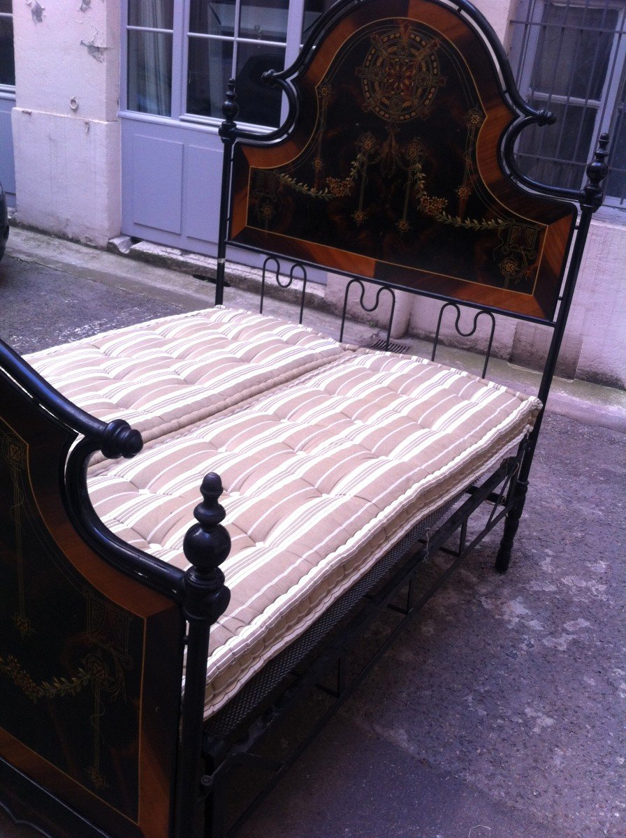 Lacquered 1900 Period Bed-photo-2