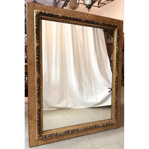 miroir en érable moucheté et mouluré