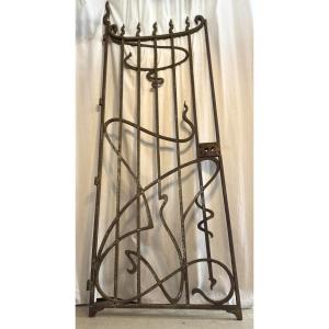 Portail en fer forgé d’époque Art Nouveau