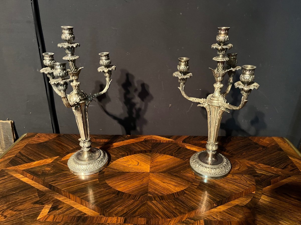 Paire De Candélabres En Bronze Argenté De Style Louis XVI 