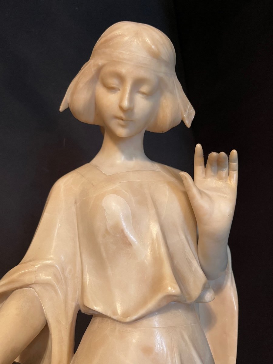 Young Woman With A Jug Sculpture In Alabaster And Bronze-photo-5