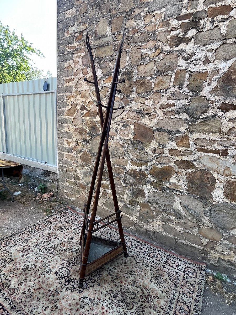 Curious Coat Rack In The Shape Of A Halberd-photo-5