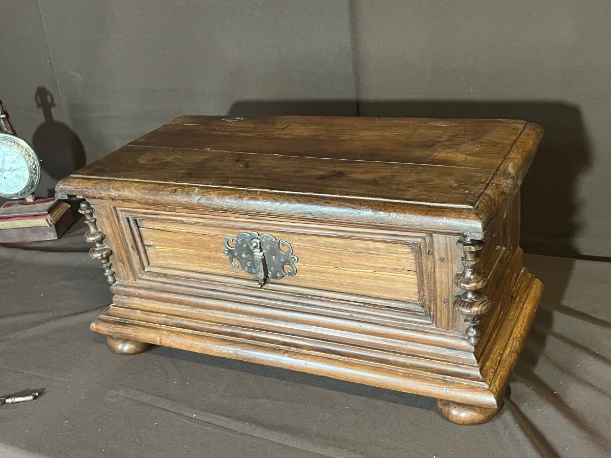 Small Louis XIII Chest-photo-6