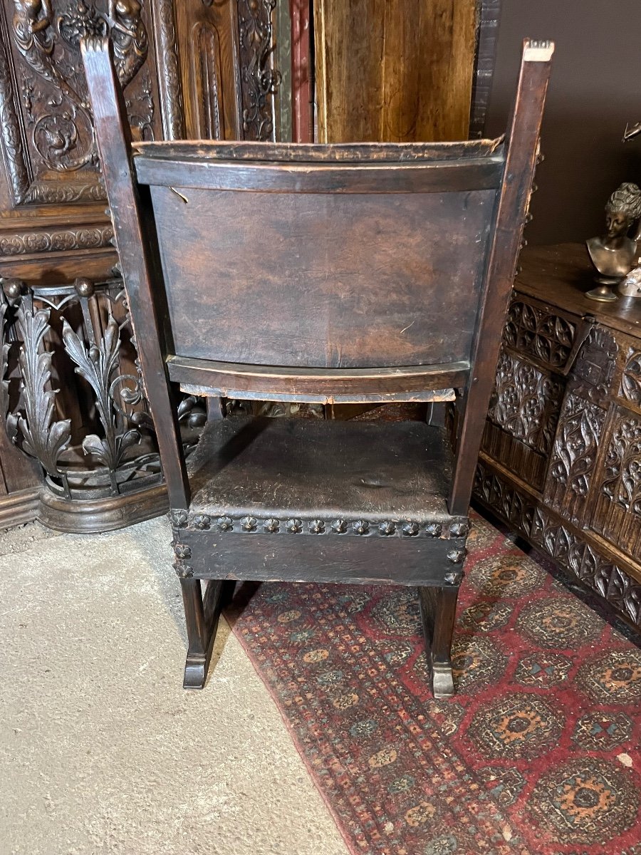 Spanish Renaissance Style Armchair In Leather Studded With Coat Of Arms -photo-4