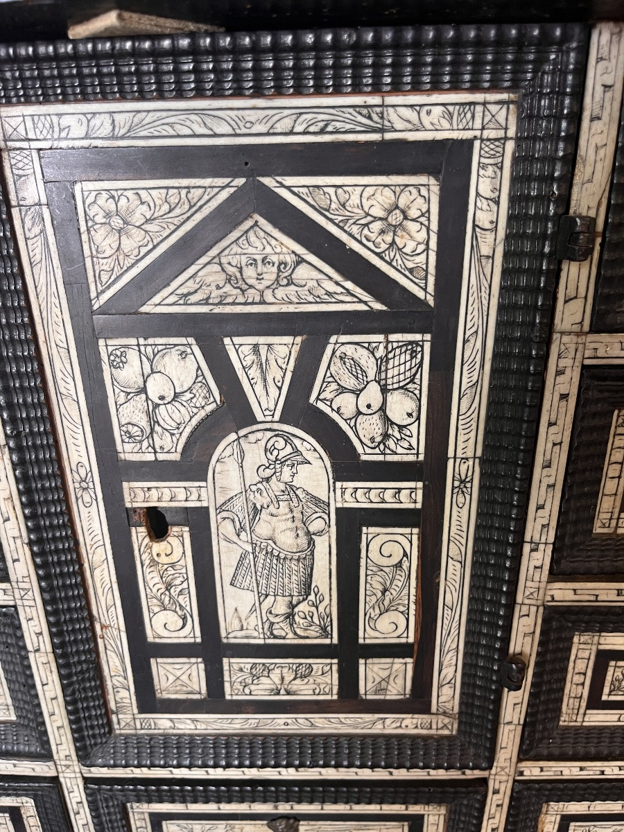 17th Century Italian Travel Cabinet -photo-2