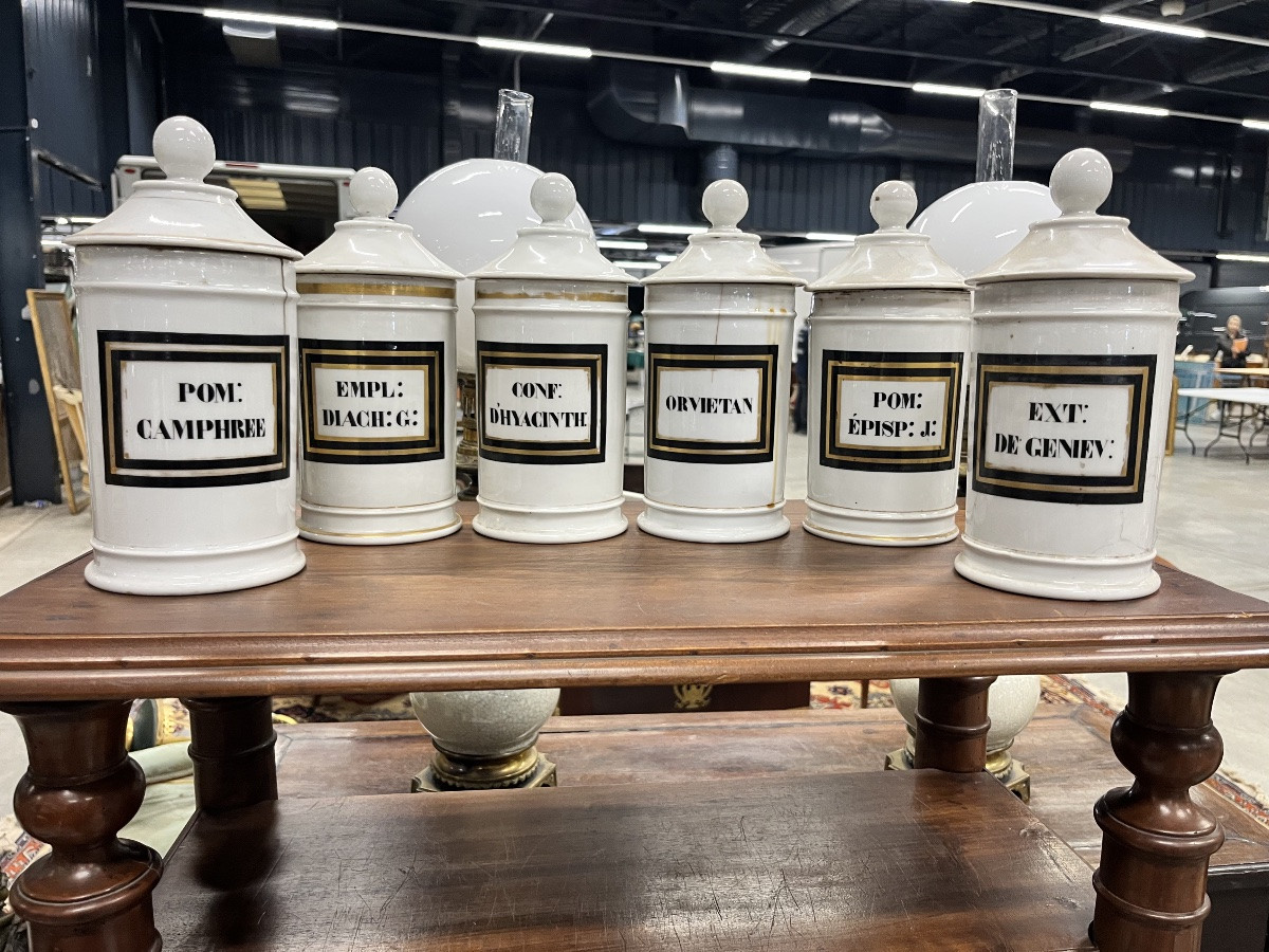 Set Of Eighteen 19th Century Pharmacy Jars -photo-2