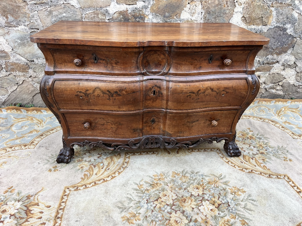 Commode galbée xviiiiem