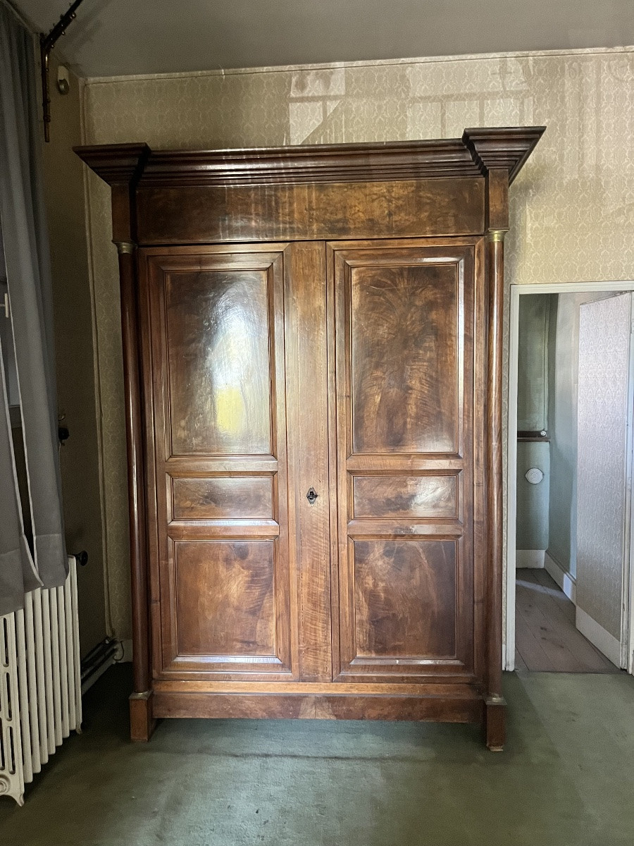 Empire Walnut Wardrobe -photo-2