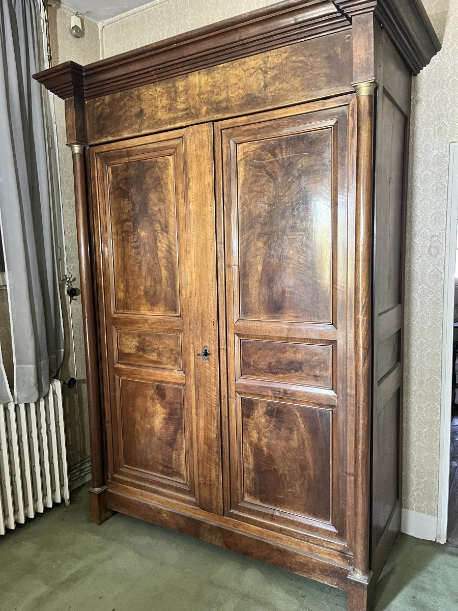 Empire Walnut Wardrobe -photo-3
