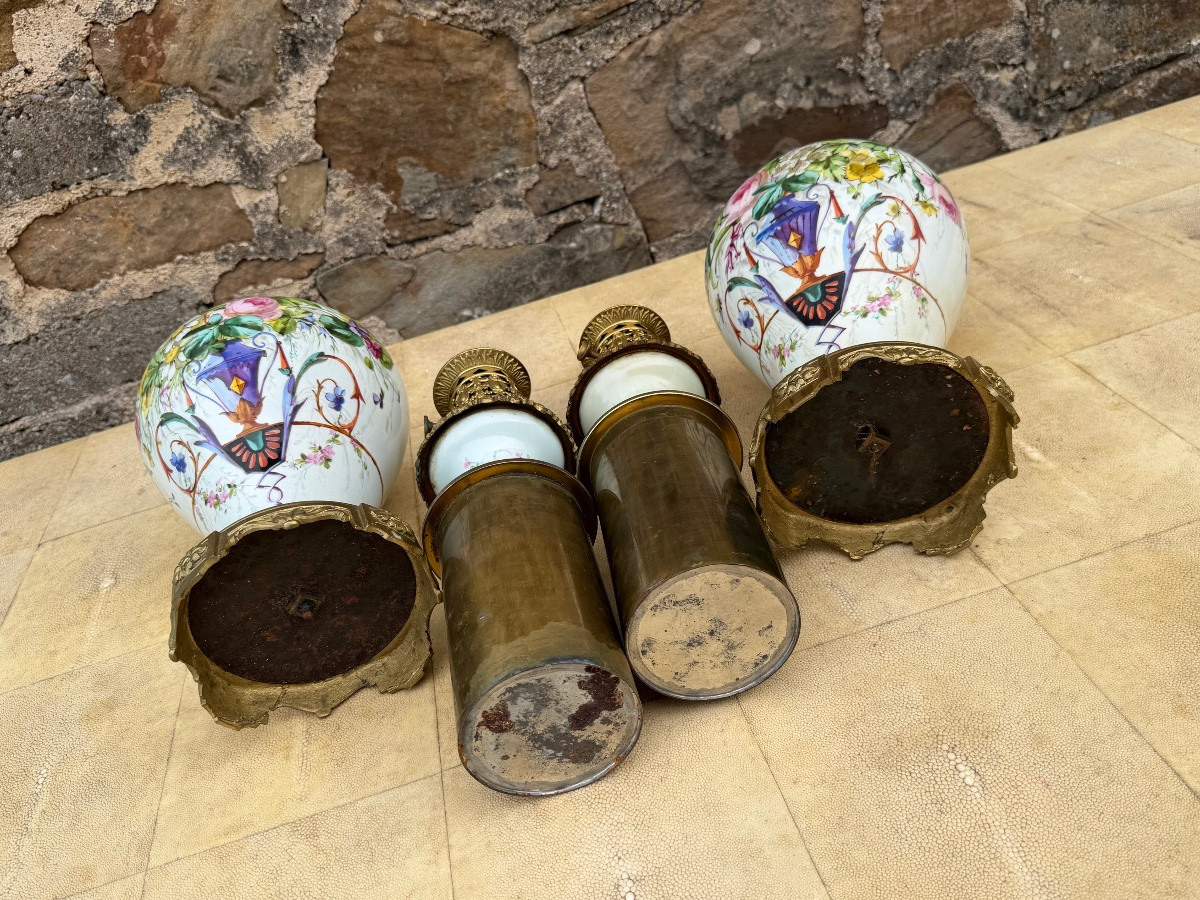 Pair Of Porcelain Oil Lamps -photo-2