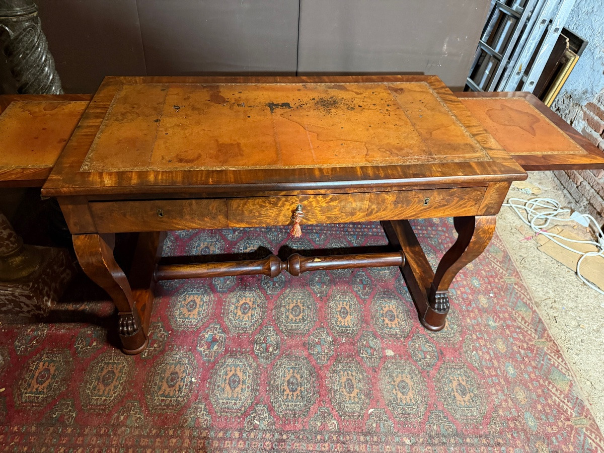 Bureau plat en acajou flammé début XIXe -photo-4