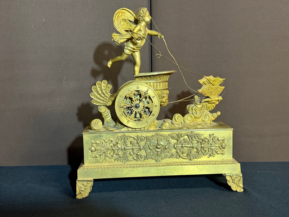 Dragonfly-drawn Chariot Pendulum 