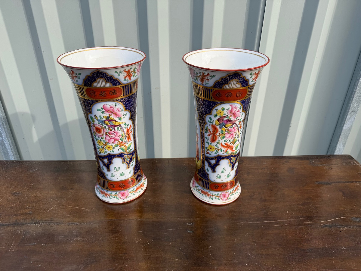 Paire de vases en porcelaine de bayeux décor aux chinois -photo-3