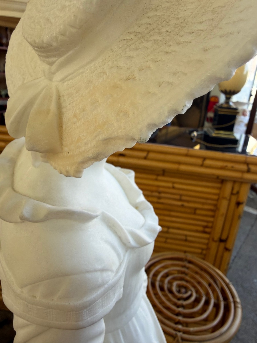 E. Tell. For Frédéric Goldscheider. Alabaster Water Carrier -photo-2