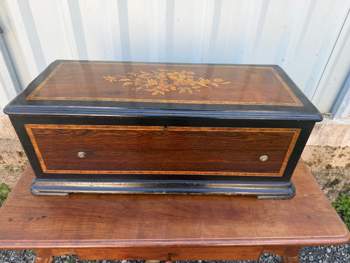 Important Music Box To Be Restored -photo-2