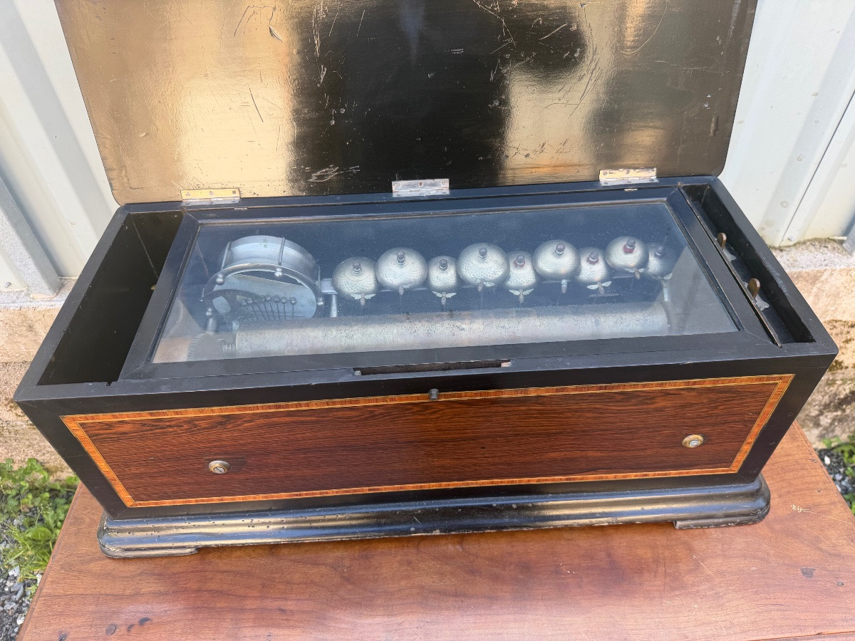 Important Music Box To Be Restored -photo-4