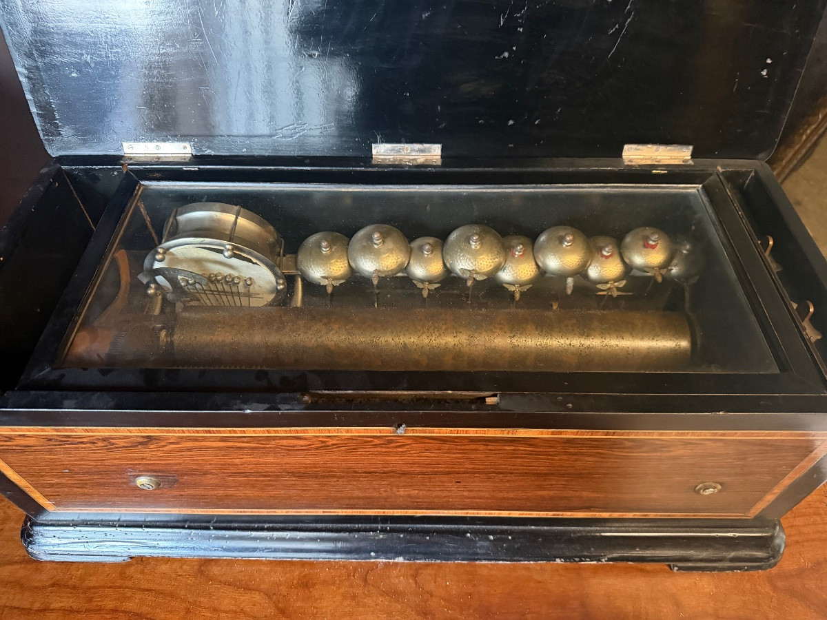 Important Music Box To Be Restored -photo-4