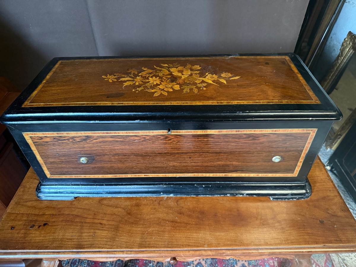 Important Music Box To Be Restored -photo-5