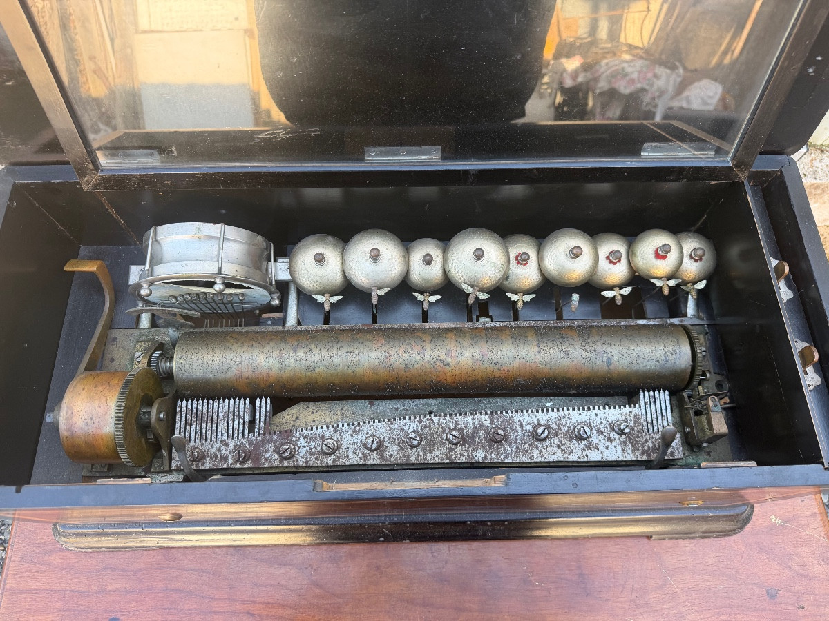 Important Music Box To Be Restored 