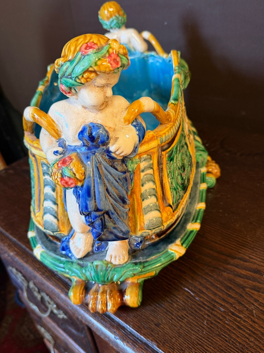 Important Italian Majolica Bowl-photo-2