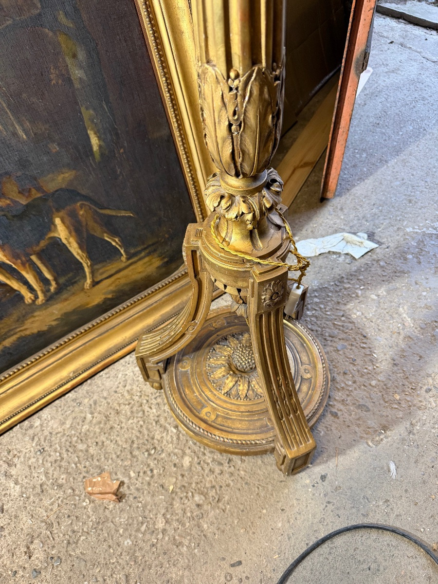 Lampadaire en bois doré de style Louis XVI -photo-2