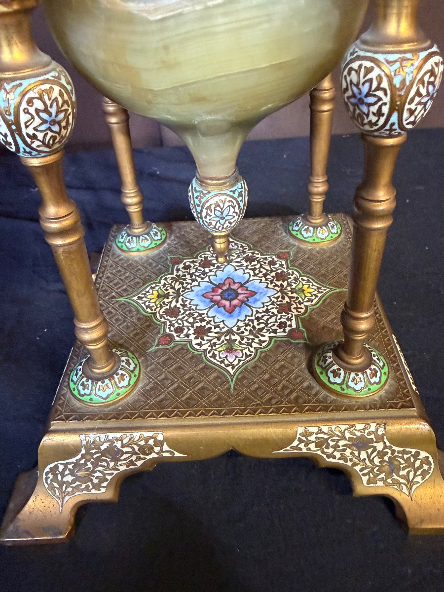 Onyx And Cloisonné Cut-photo-1