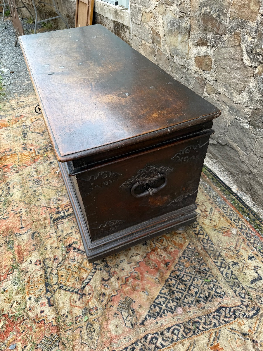 Vintage Chest-photo-3