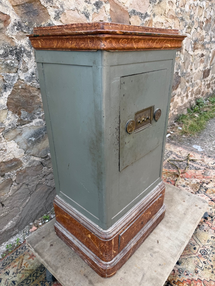 Ancien coffre fort -photo-2