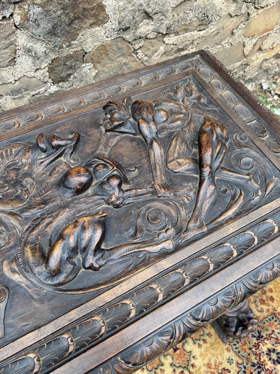 Italian Renaissance-style Chest-photo-5