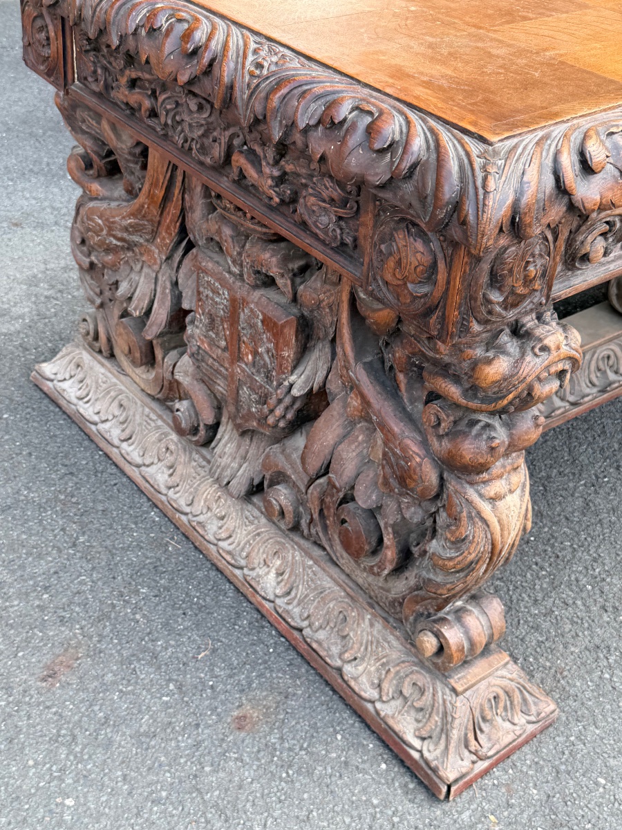 Table de style renaissance -photo-2