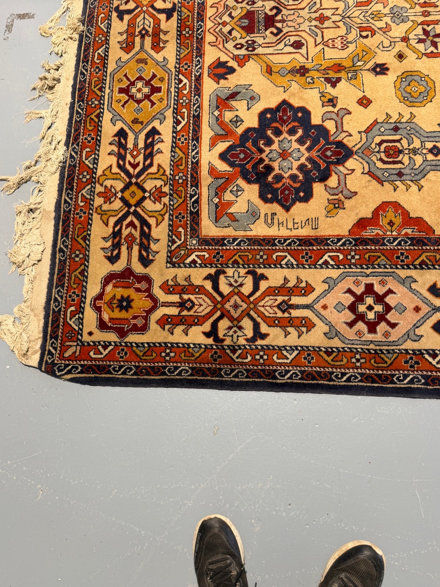 Important Handmade Wool Oriental Rug (400/320)-photo-5