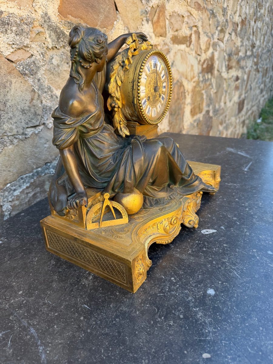19th-century Bronze Clock -photo-3