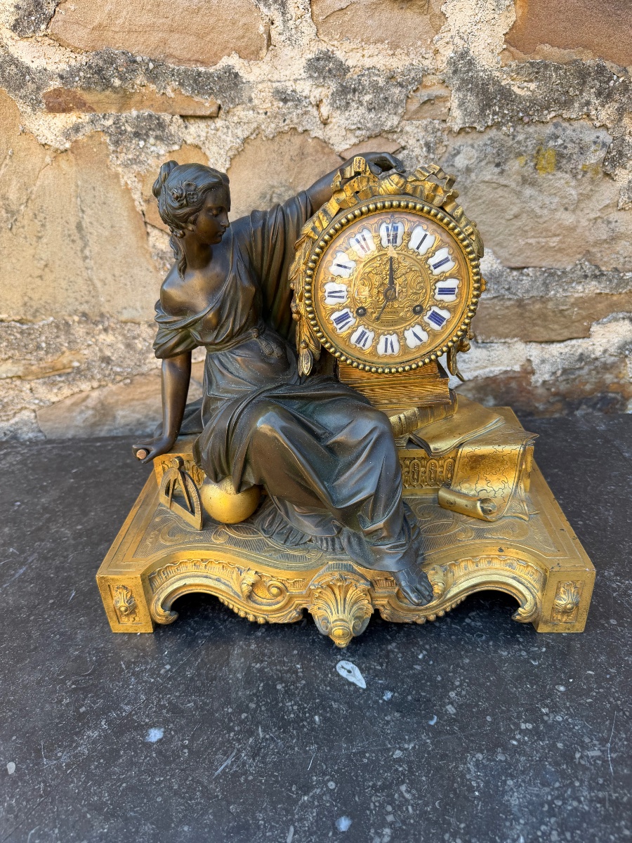 19th-century Bronze Clock 