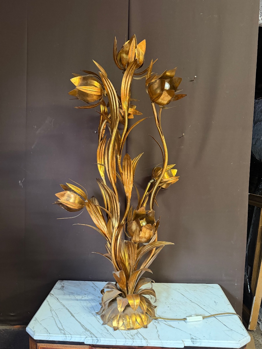 Important lampadaire en métal doré de Hans Kogl(135cm)