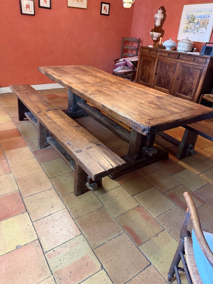 Table monastère et deux bancs -photo-3
