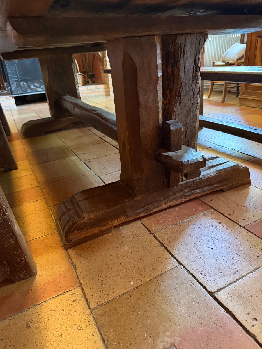 Table monastère et deux bancs -photo-1