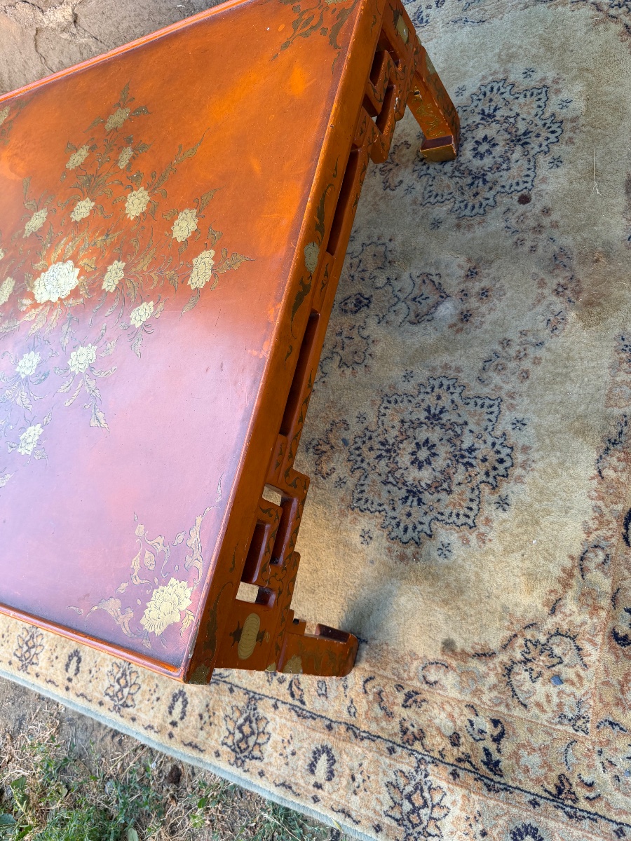 Table basse en laque de chine à décor chinoisant -photo-2