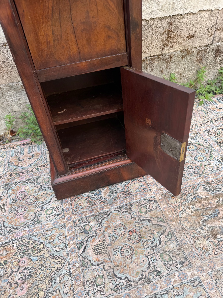 Empire-style Nightstand -photo-5
