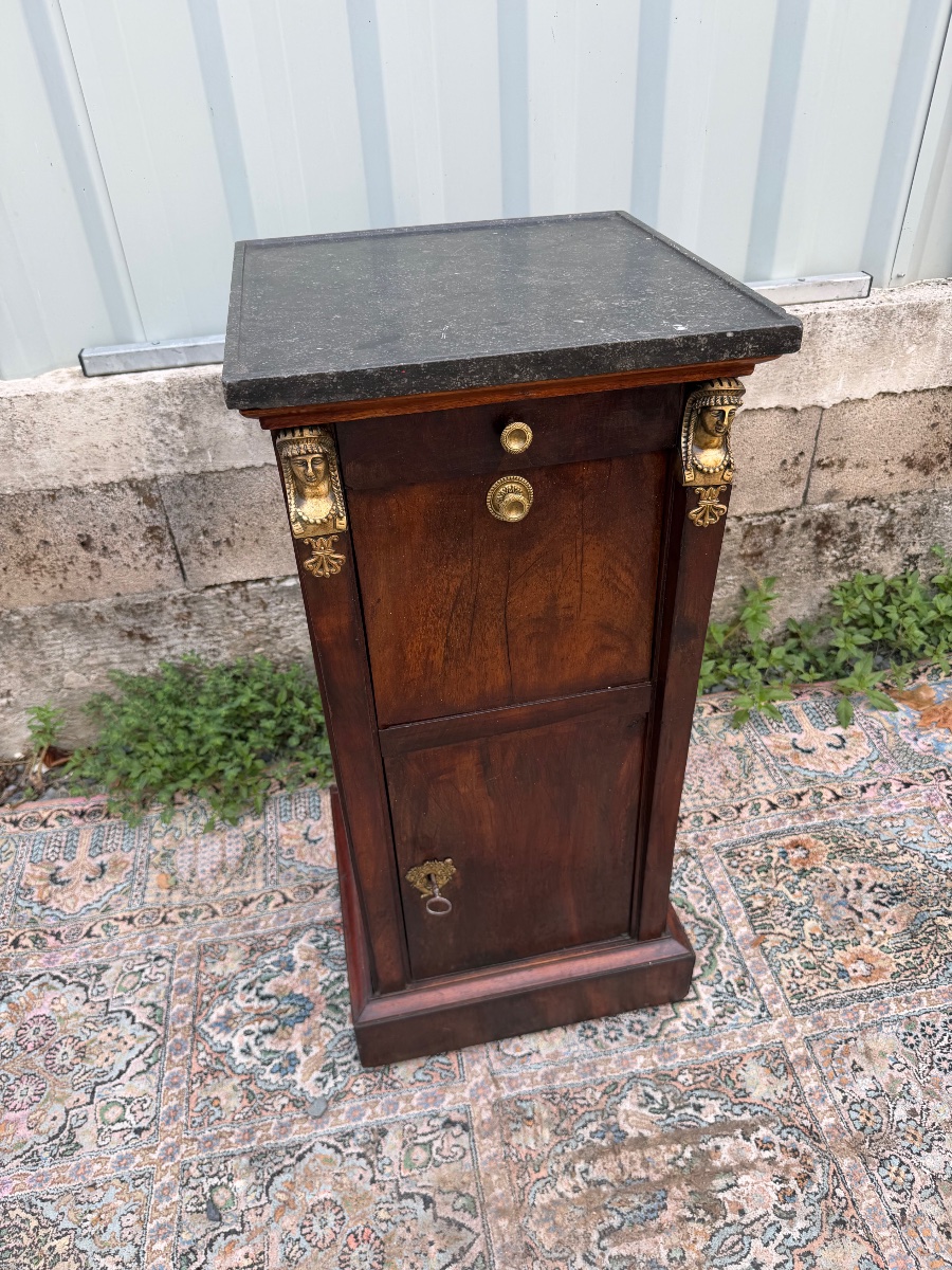 Empire-style Nightstand 