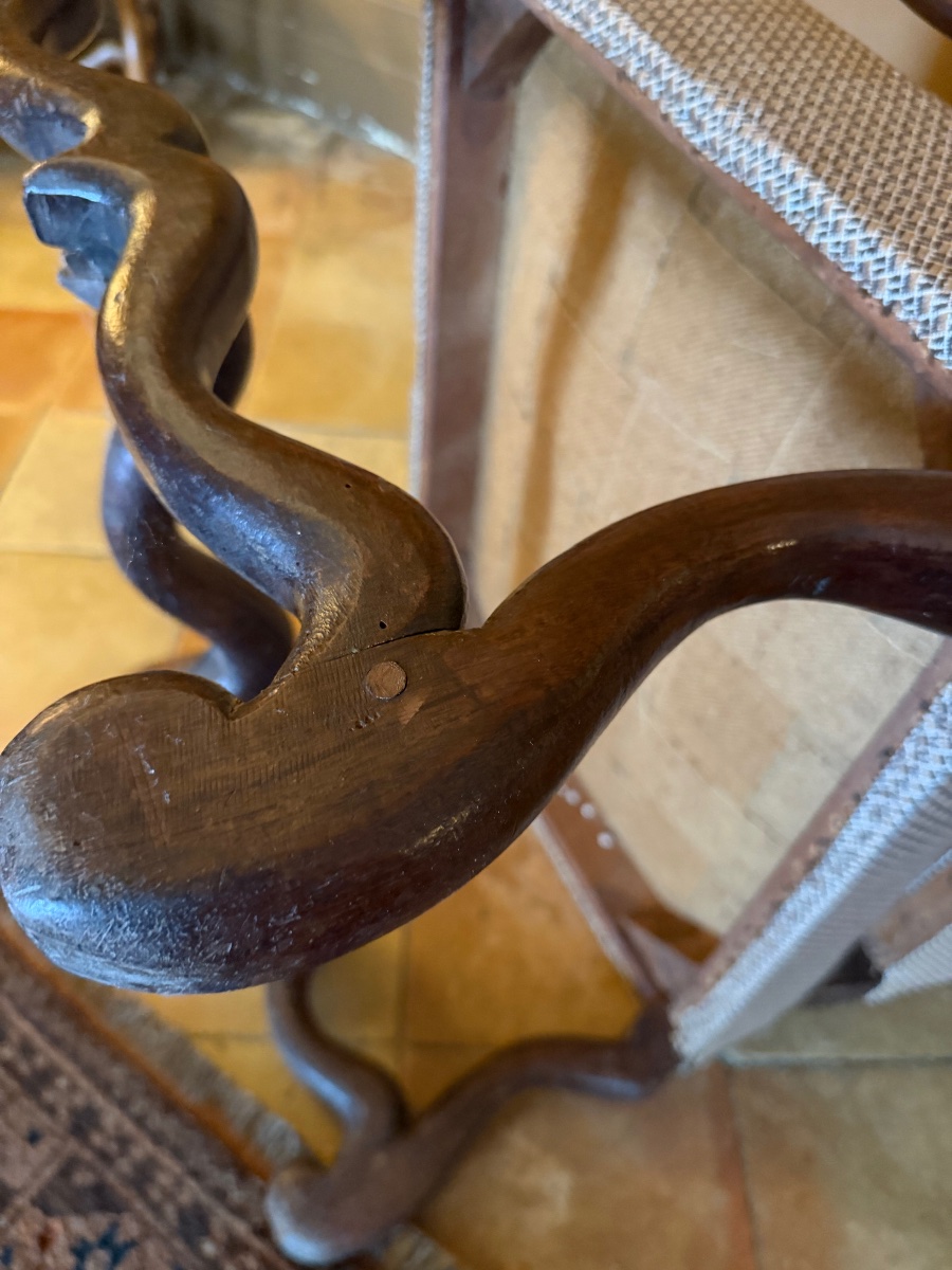 Louis XIV-era Wingback Chair -photo-1