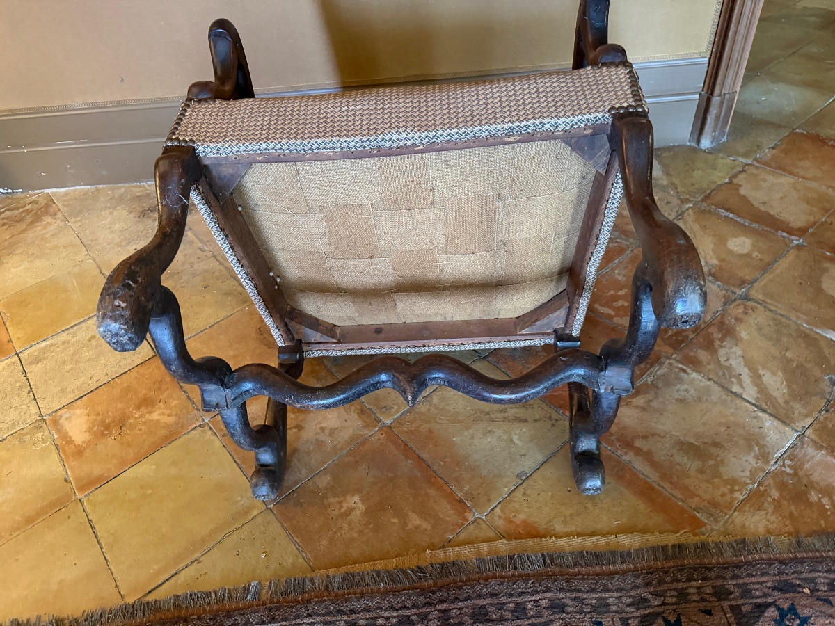 Louis XIV-era Wingback Chair -photo-6