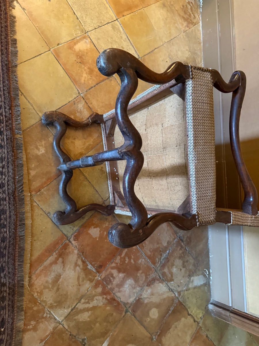 Louis XIV-era Wingback Chair -photo-7