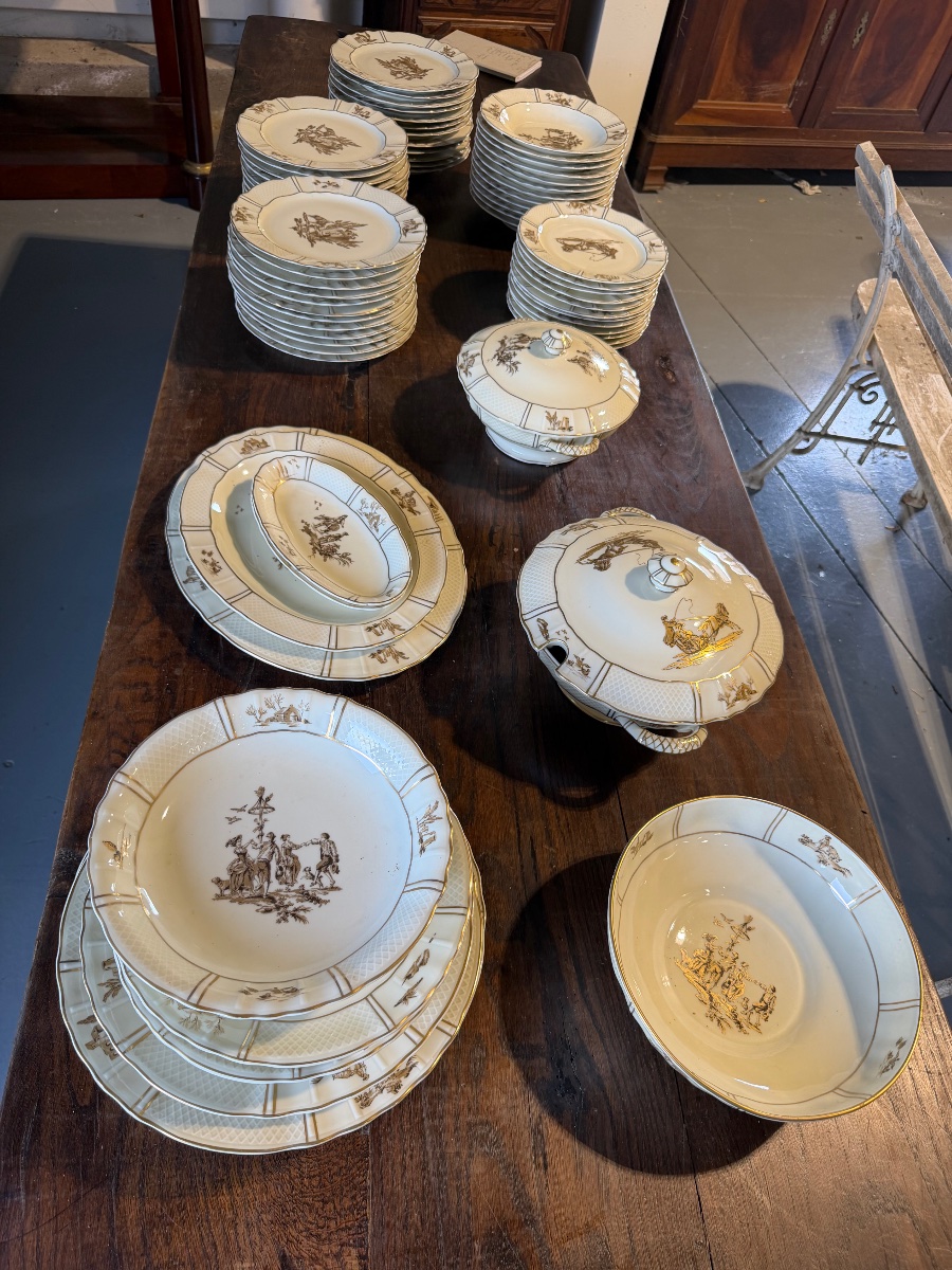 Important service en porcelaine de limoges bernardaud 72 pièces -photo-2