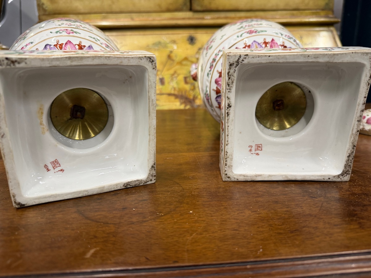 Pair Of Lidded Vases From Samson -photo-5