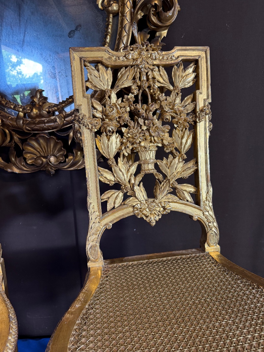 Paire de chaises de style Louis XVI en bois doré -photo-4