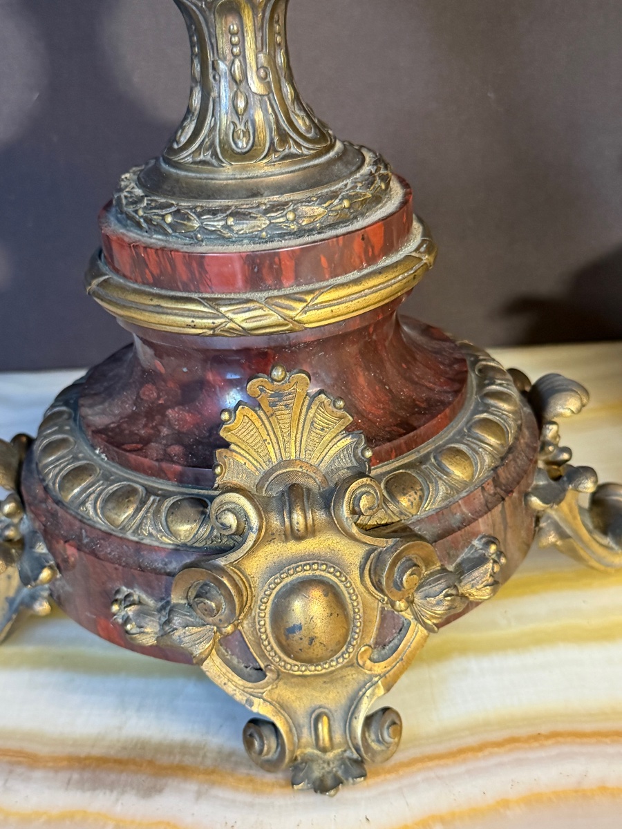 Paire de pots couverts en bronze -photo-4