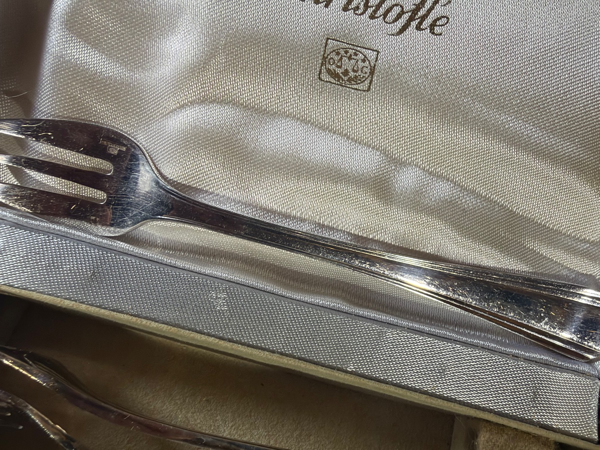 Christofle 73-piece Dinner Set -photo-2