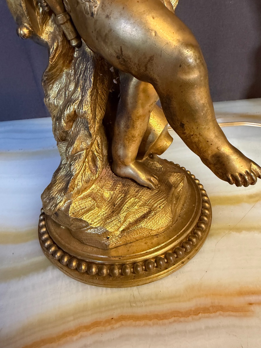 Paire de candélabres en bronze à décor de bacchus -photo-2