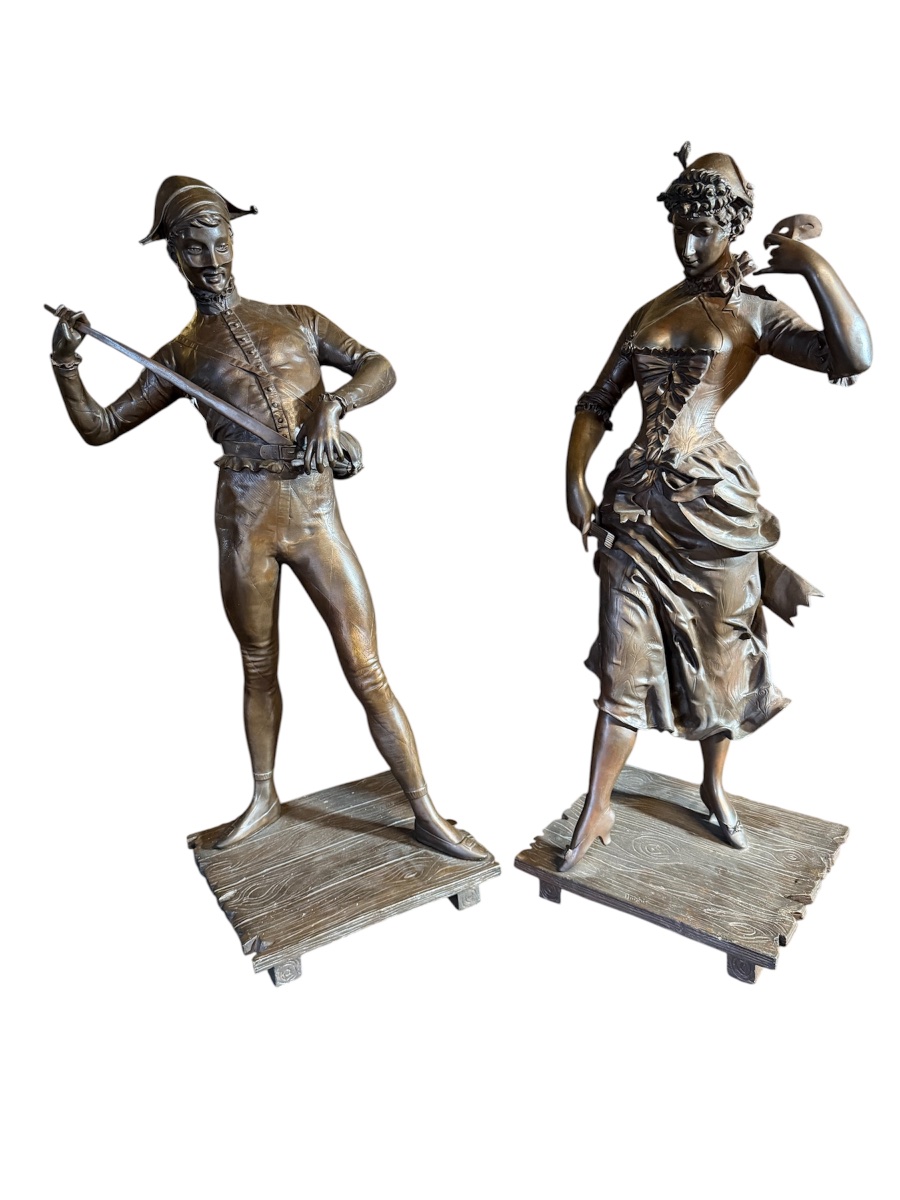 Paul Dubois paire de bronzes représentant Arlequin et Colombine (ht:82cm)