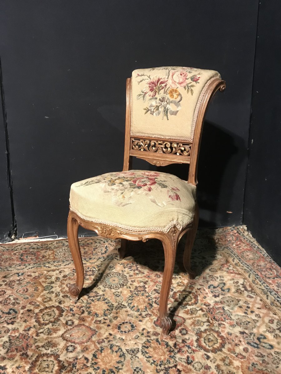 Petite Chaise Style Louis XV 